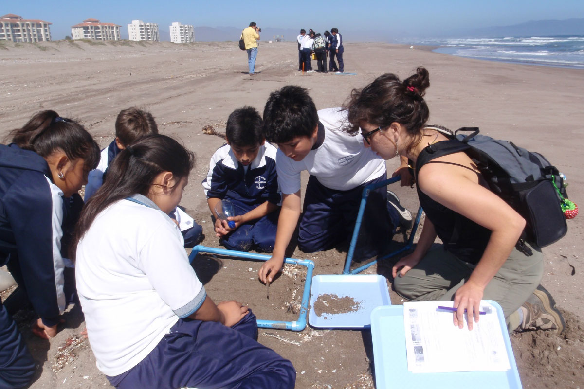 ¿Sabías que escolares chilenos son pequeños Científicos de la Basura?